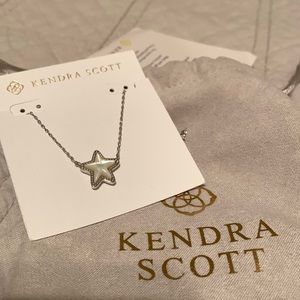 Kendra Scott Necklace